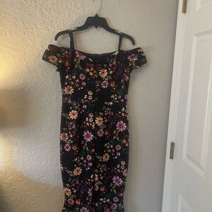 Guess Black Floral Off-Shoulder Midi Dress
